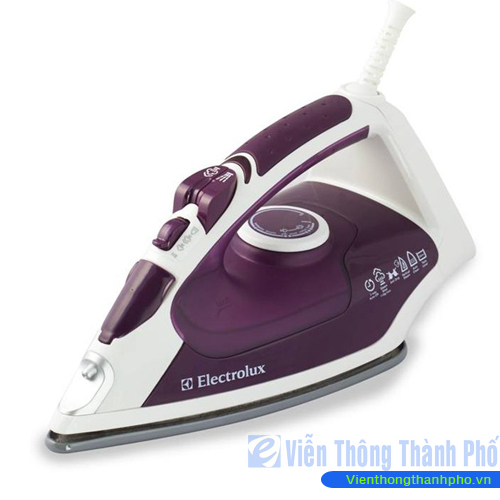Bàn ủi hơi nước Electrolux ESI535