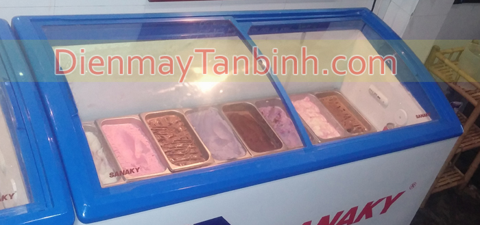 Khay trưng b&agrave;y kem k&yacute;