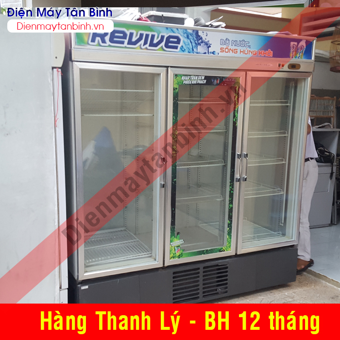 Tủ mát cũ Alaska có 3 cửa kính trưng bày 1500 lít