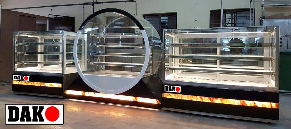 Tủ b&aacute;nh kem sinh nhật đẹp