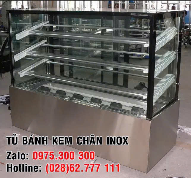 tủ mát trưng bày bánh kem 